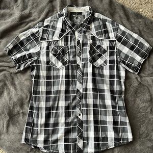 Men’s BKE button up collared shirt. XL. Short sleeve